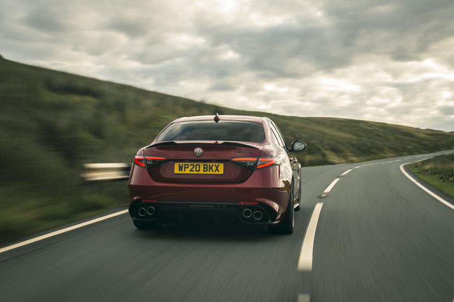  Alfa Romeo Giulia Quadrifoglio (952) 2020 года  (UK) (фото 14 из 34)